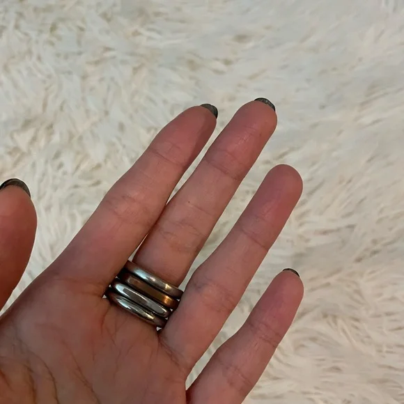 Beautiful Swatch stackable rings - Picture 4 of 8